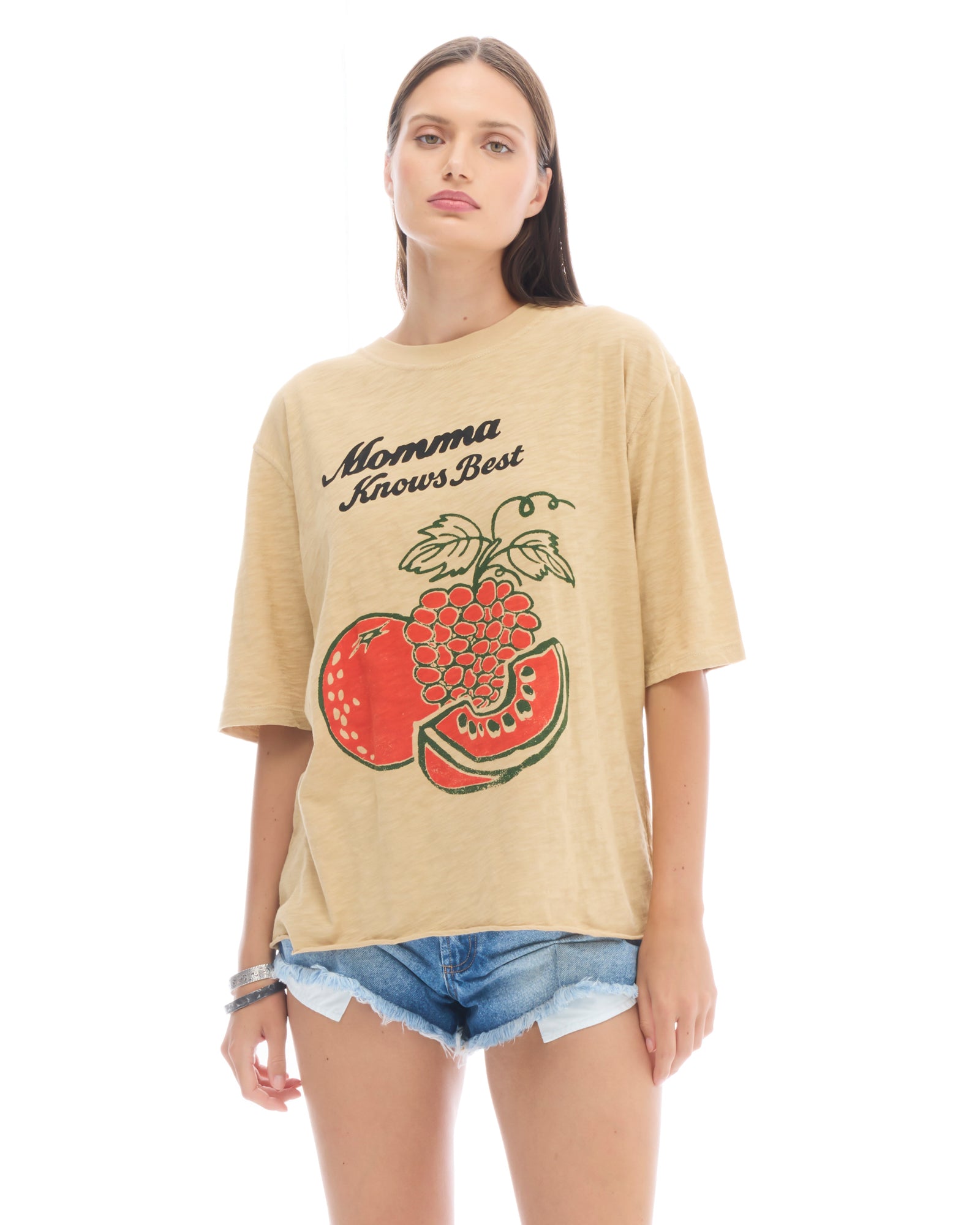 Momma Knows Best Street Tee
