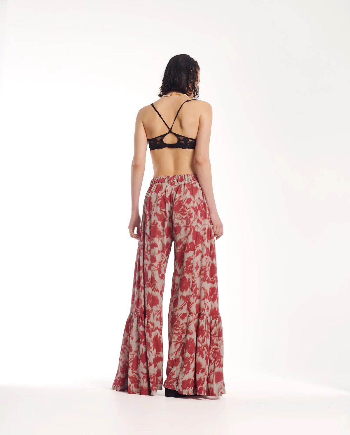 Italian Rose Crepe Florence Pants by THE TALES - detail view