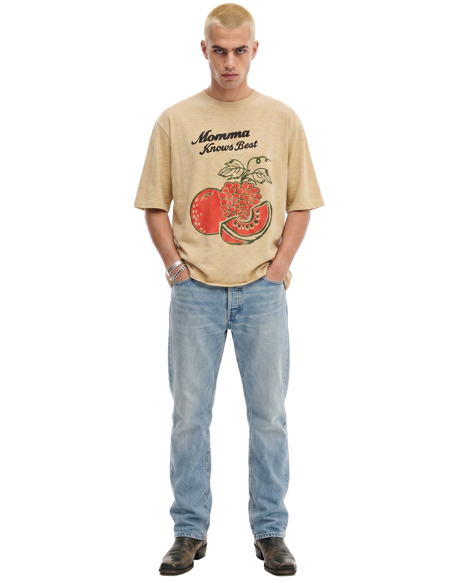 Momma Knows Best Street Tee