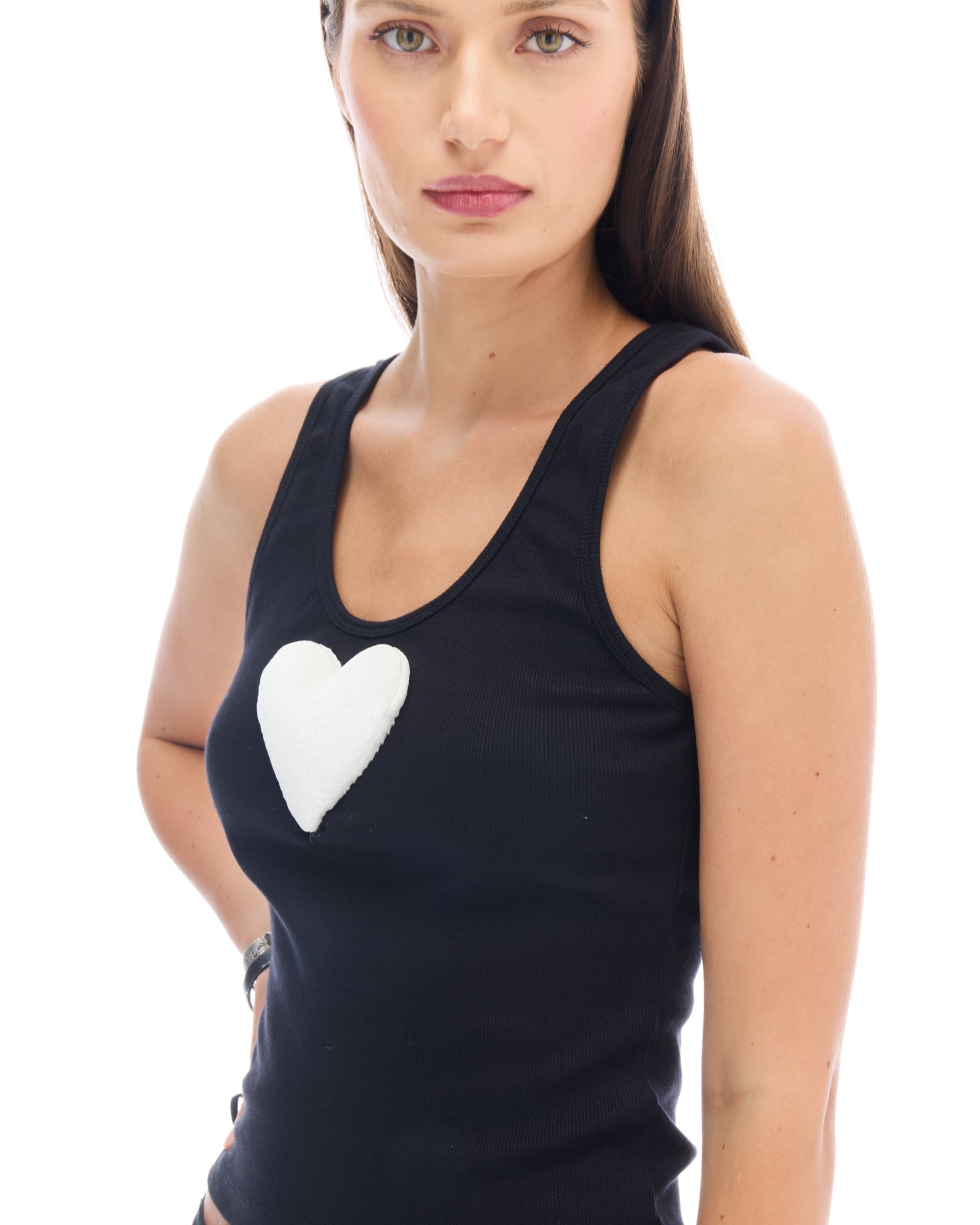 We Love 3D Velvet Heart Singlet by THE TALES - side view
