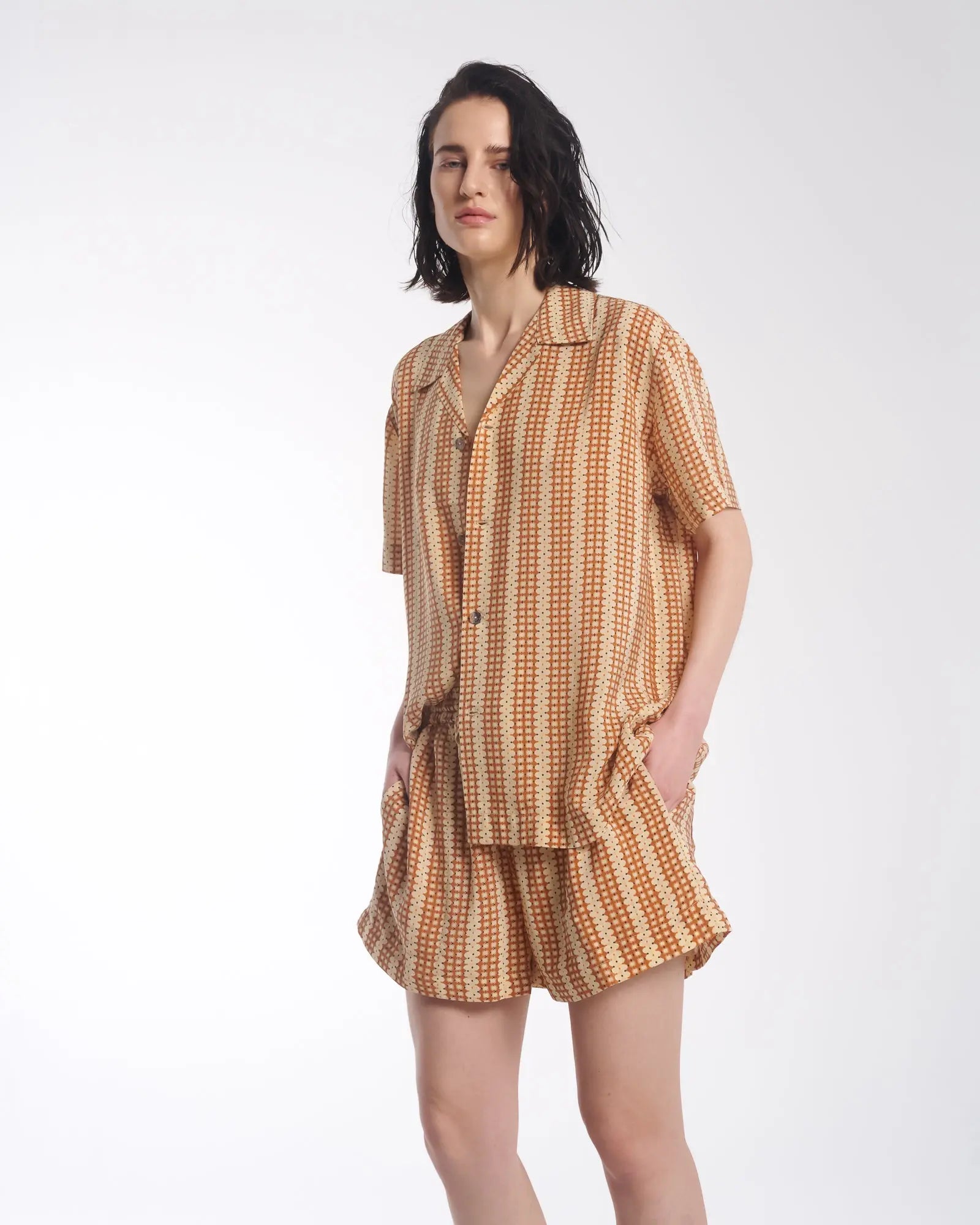 Retro Daisy Crepe Shorts by THE TALES - side view