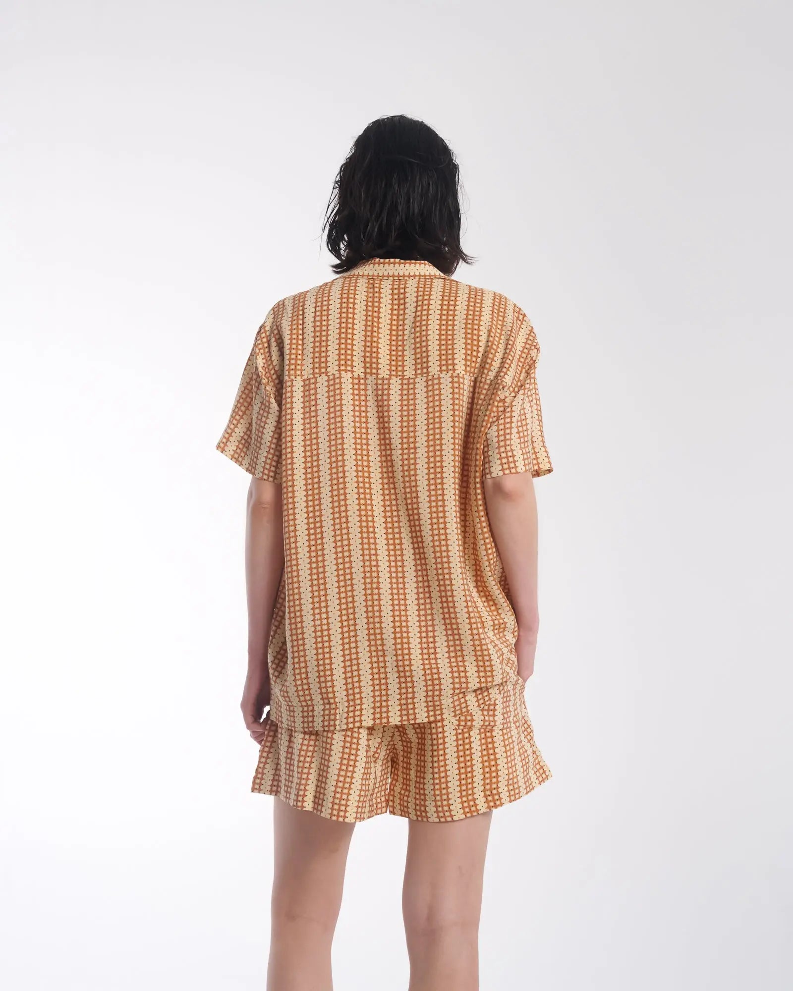 Retro Daisy Crepe Camp Shirt by THE TALES - detail view
