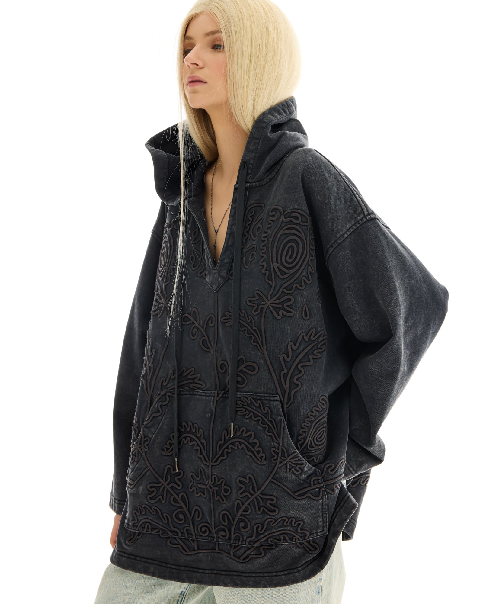 Embroidered Flower Hoodie THE TALES