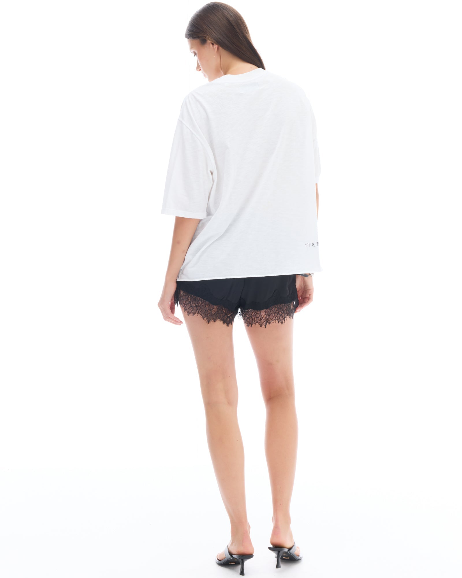 We Love Velvet Heart Street Tee THE TALES