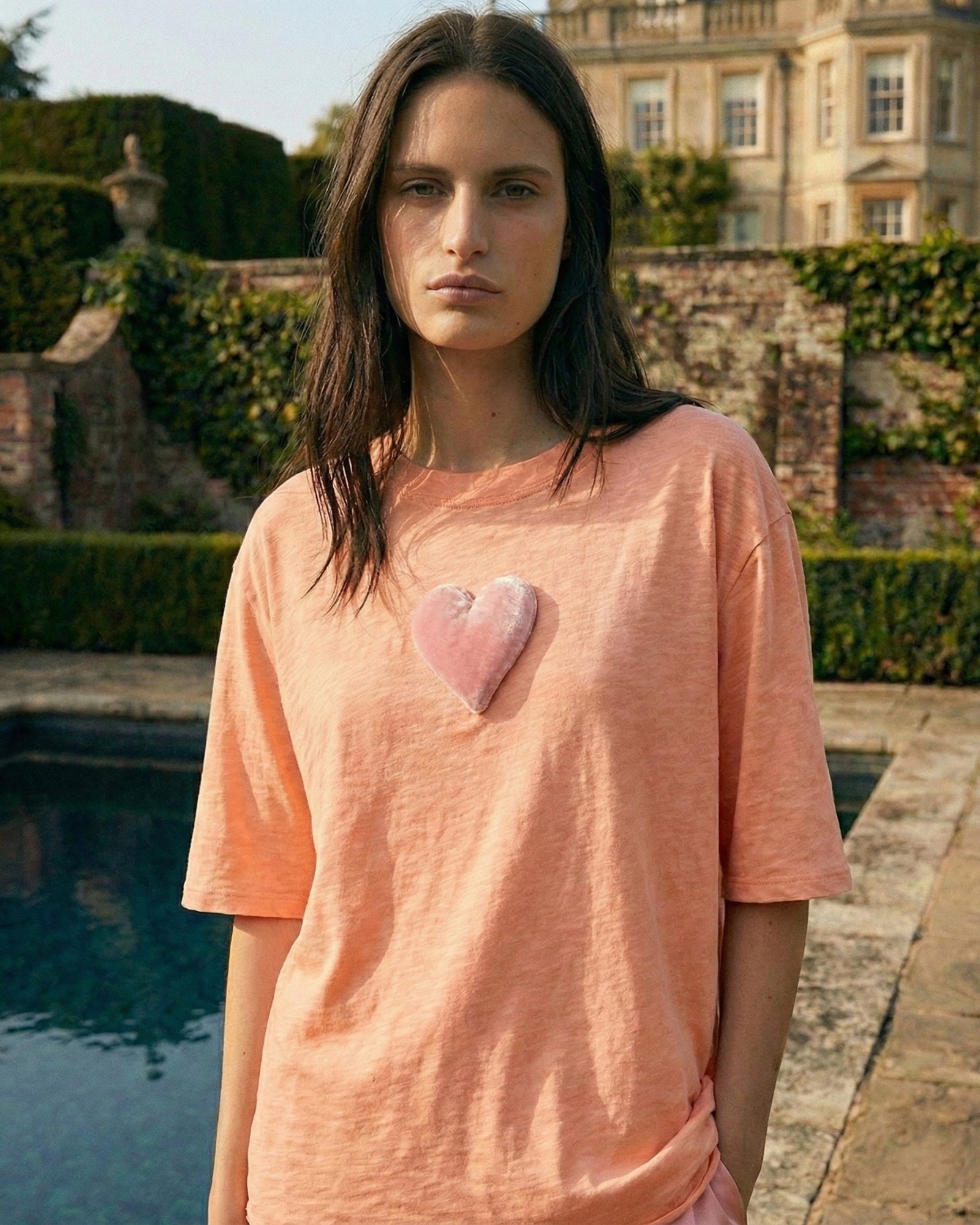 We Love Velvet Heart Street Tee THE TALES